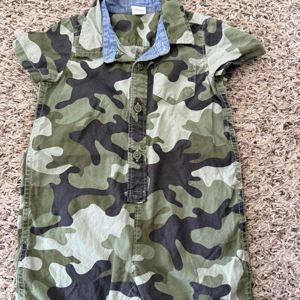 Babygap romper